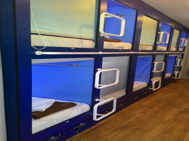 Qb Sleep Capsule Hotel Kuta  Exterior photo