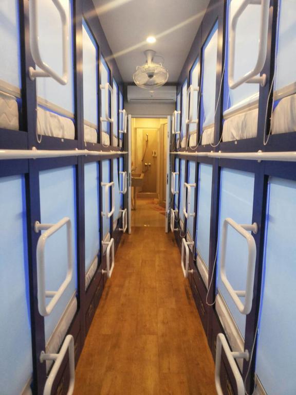 Qb Sleep Capsule Hotel Kuta  Exterior photo