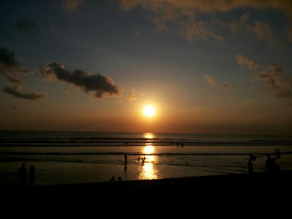 Qb Sleep Capsule Hotel Kuta  Exterior photo