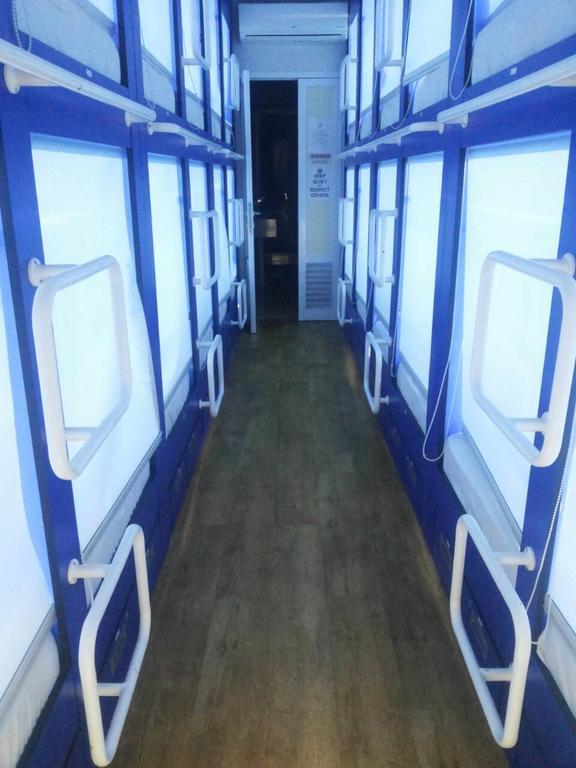Qb Sleep Capsule Hotel Kuta  Exterior photo